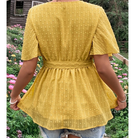 Maternity Swiss Dot Flutter Sleeve Blouse - Picture 3 of 4